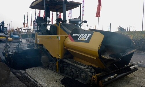Аренда асфальтоукладчика Caterpillar AP 655 D