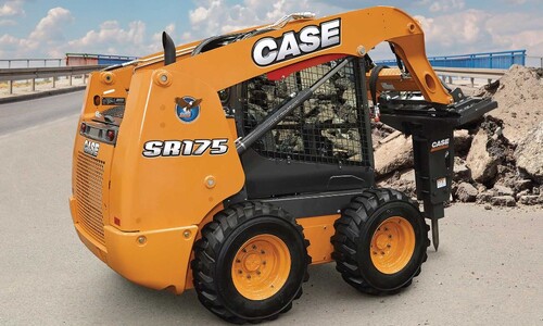 Аренда мини-погрузчика Case SR175