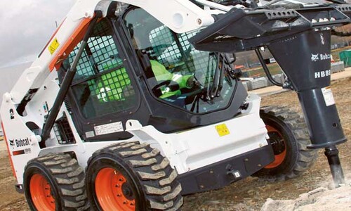 Аренда фронтального минипогрузчика Bobcat S510 с гидромолотом